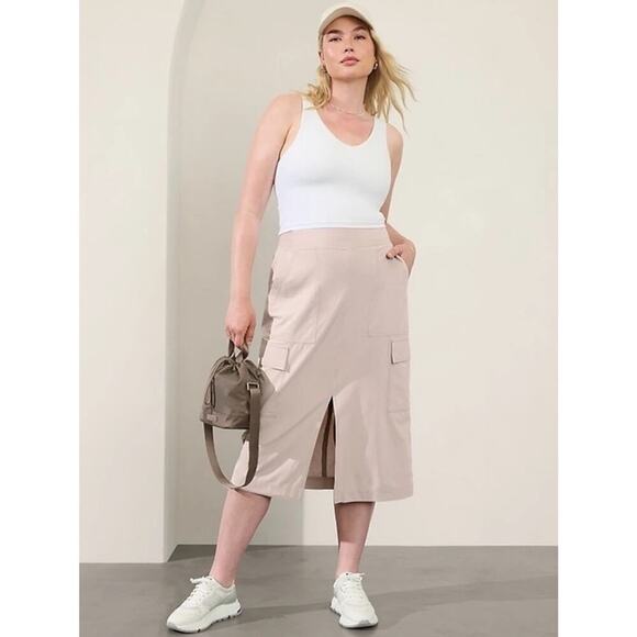 Athleta Cargo Midi Skirt Womens 12 Beige Brooklyn Heights High Rise Lightweight - Picture 1 of 15